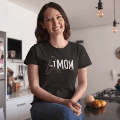 Star Trek: Picard No. 1 Mom Women's Short Sleeve T-Shirt